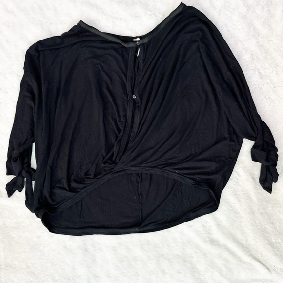 FREE PEOPLE Keepin On Tee in Black - Picture 5 of 14